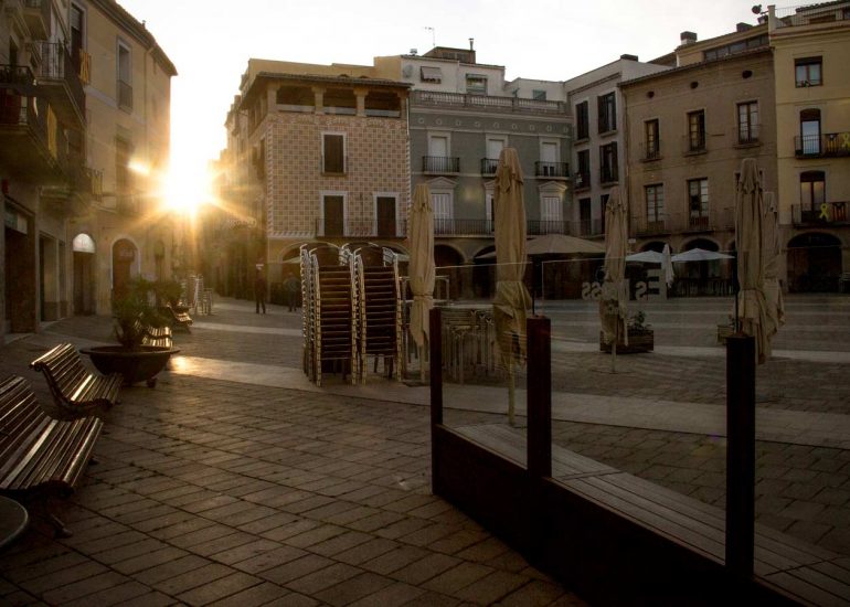 llum final de tarda capvespre cal roure plaça ajuntament igualada