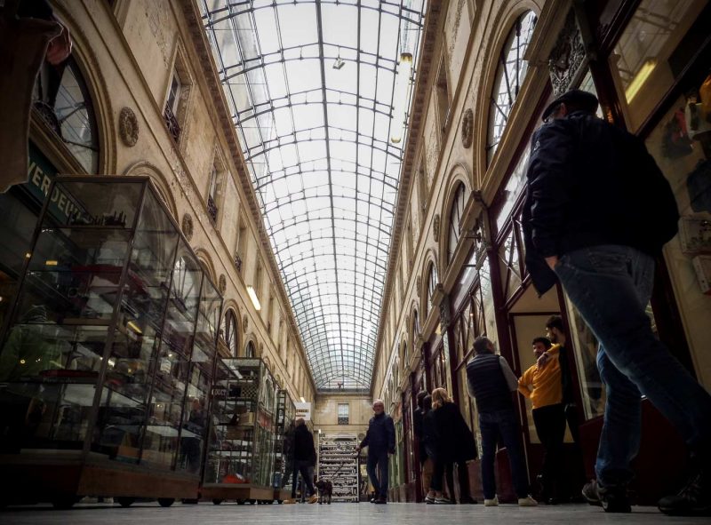 interior Galeries Lafayette Burdeos espectacular precioso