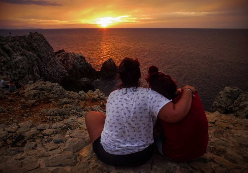 posta de sol far punta nati menorca