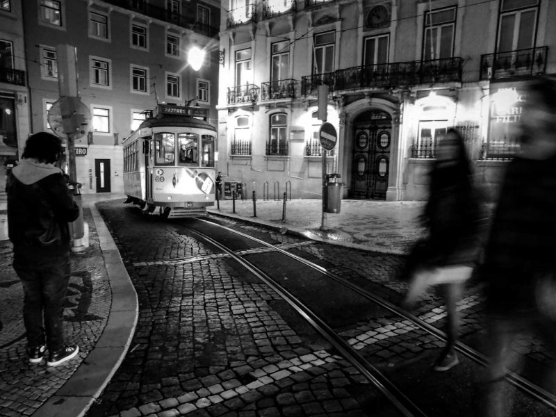 tranvia lisboa carrers nit barrio alto