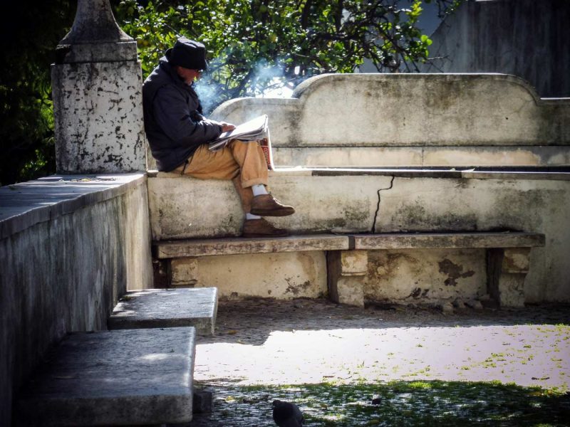 senyor fumant a lisboa