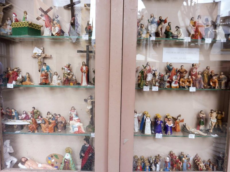 tienda de santos en miniatura en jerez de la frontera