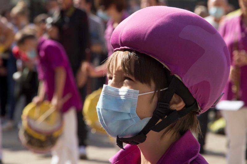 enxaneta amb mascareta