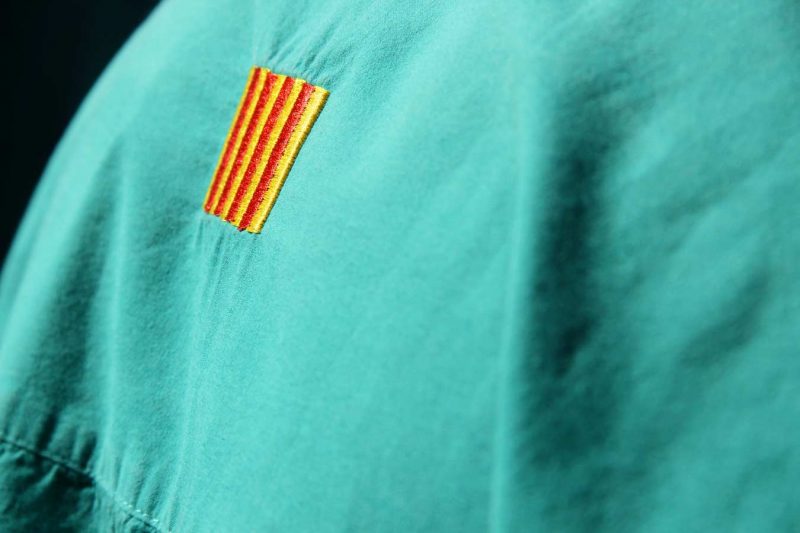 senyera catalana a la camisa dels verds casstelelrs de vilafranca