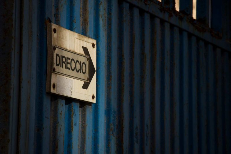 senyal direcció rec igualada