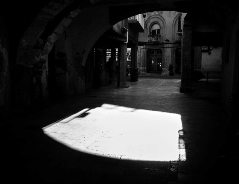 Carreró de Sant Roc igualada plaça sant miquel